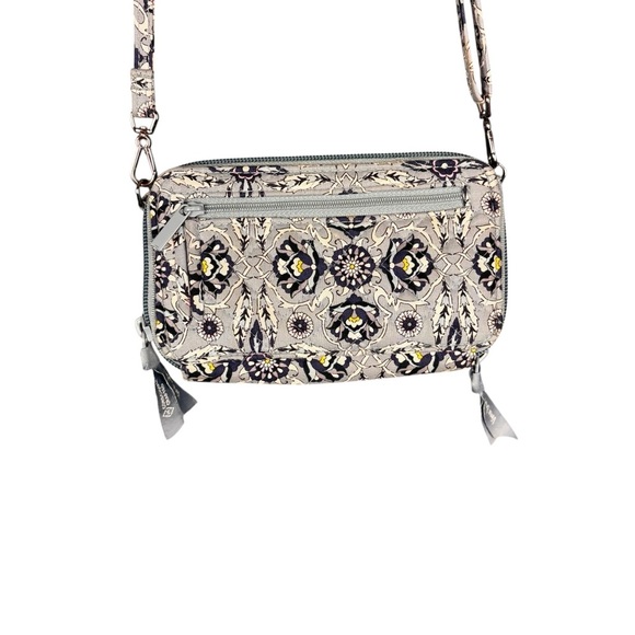 Vera Bradley RFID All-in-One Crossbody – Pattern: Plaza Tile